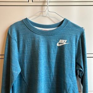 Nike crew sweatshirt! Small